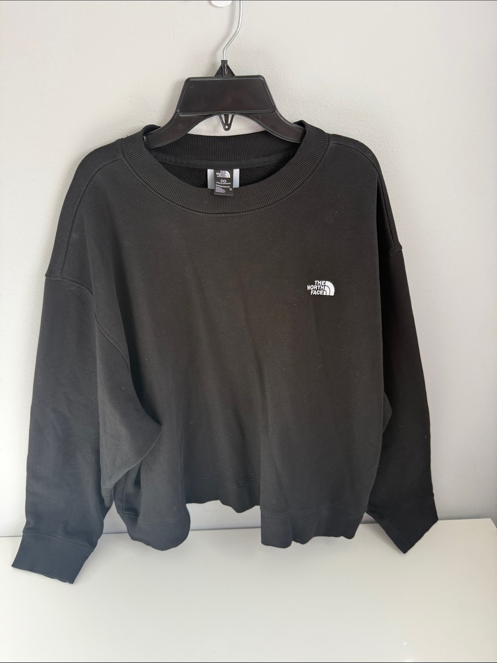 The North Face Black Womens Crewneck Sweatshirt with White Logo
